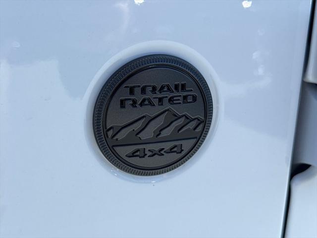 new 2025 Jeep Wrangler car, priced at $44,425