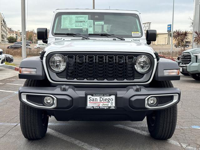 new 2025 Jeep Gladiator car, priced at $44,325