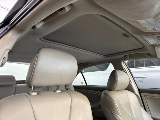 used 2007 Toyota Camry Hybrid car, priced at $6,994