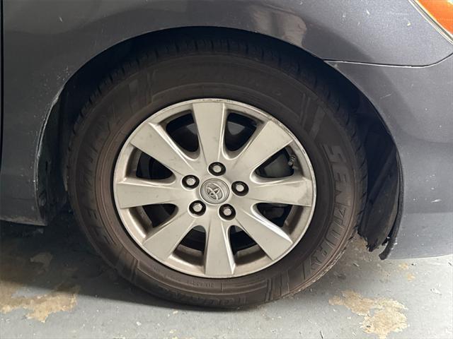 used 2007 Toyota Camry Hybrid car, priced at $6,994