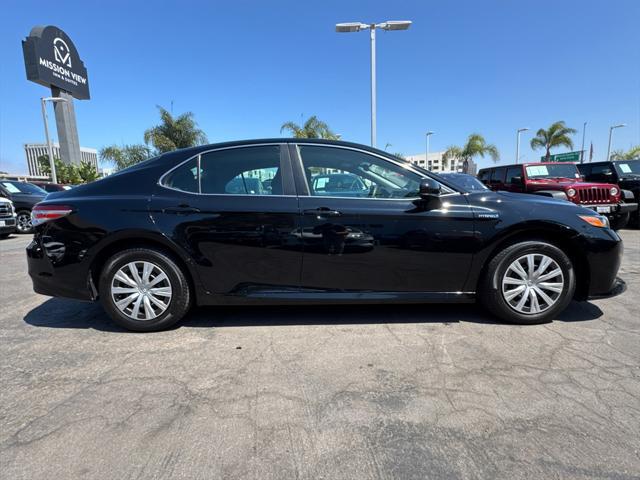 used 2018 Toyota Camry Hybrid car, priced at $16,389