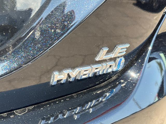 used 2018 Toyota Camry Hybrid car, priced at $16,389