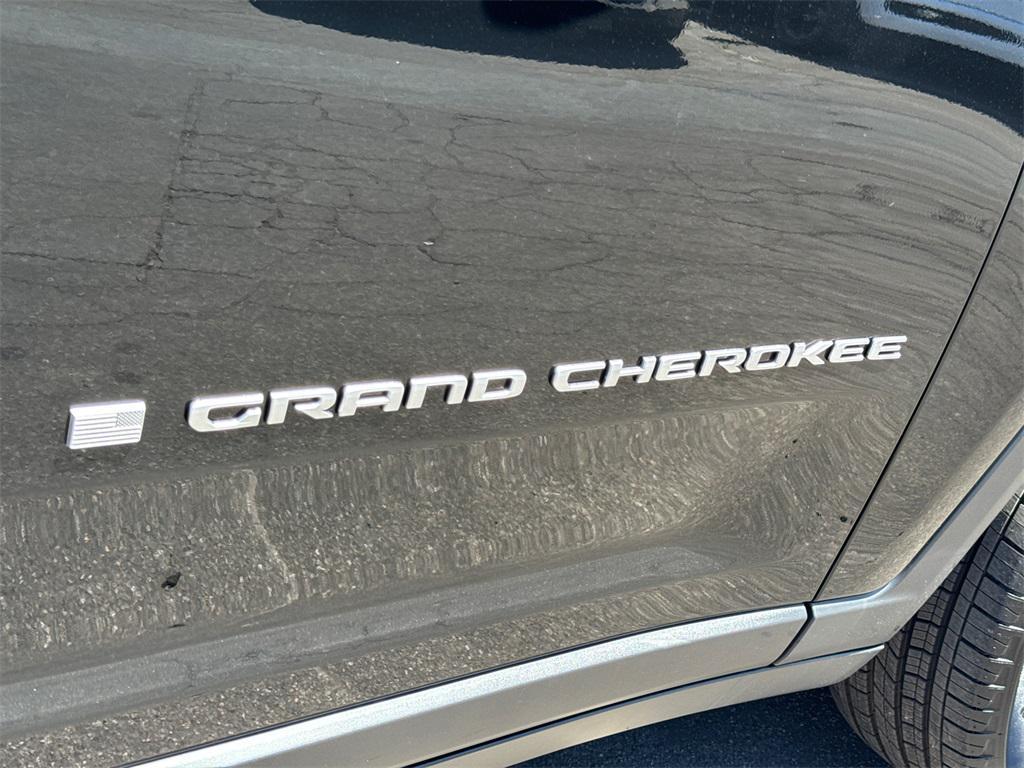 new 2025 Jeep Grand Cherokee L car, priced at $41,225