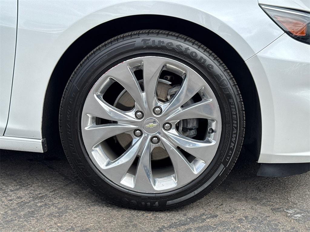 used 2018 Chevrolet Malibu car, priced at $16,749