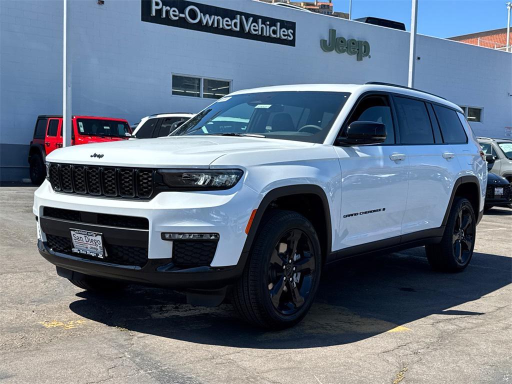 new 2025 Jeep Grand Cherokee L car, priced at $45,925