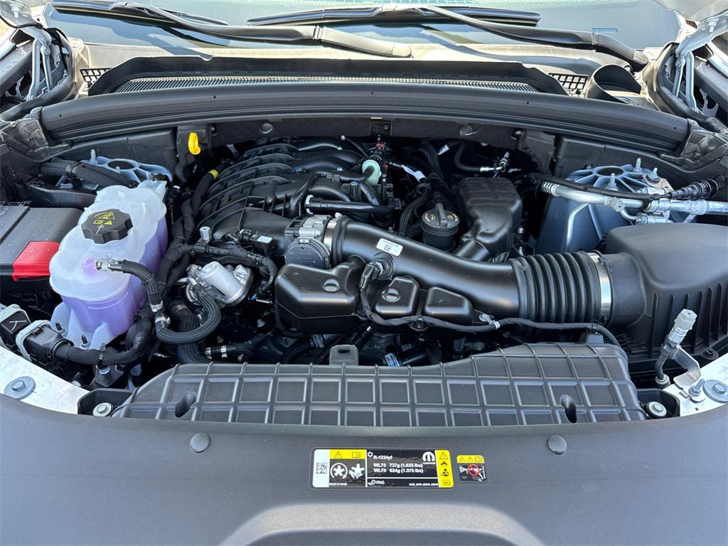 new 2025 Jeep Grand Cherokee L car, priced at $45,925