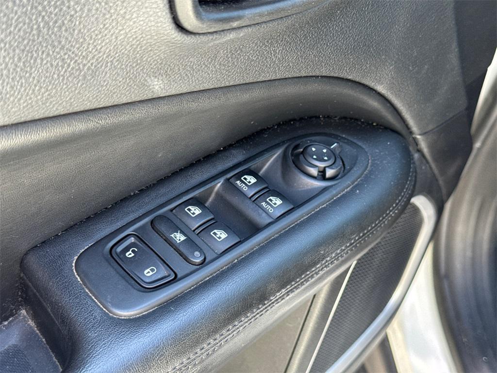 used 2019 Jeep Compass car, priced at $18,777