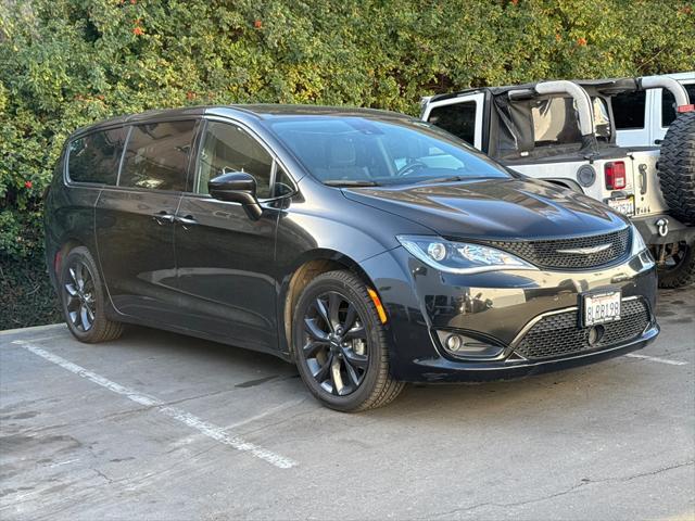 used 2019 Chrysler Pacifica car, priced at $15,555