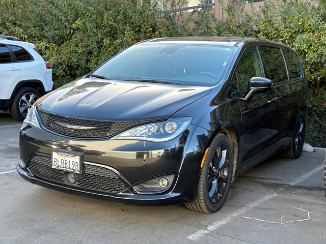 used 2019 Chrysler Pacifica car, priced at $15,555