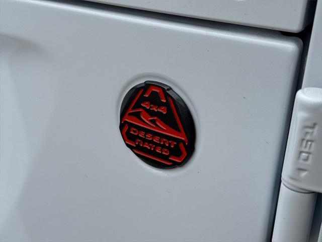 new 2025 Jeep Gladiator car, priced at $49,301