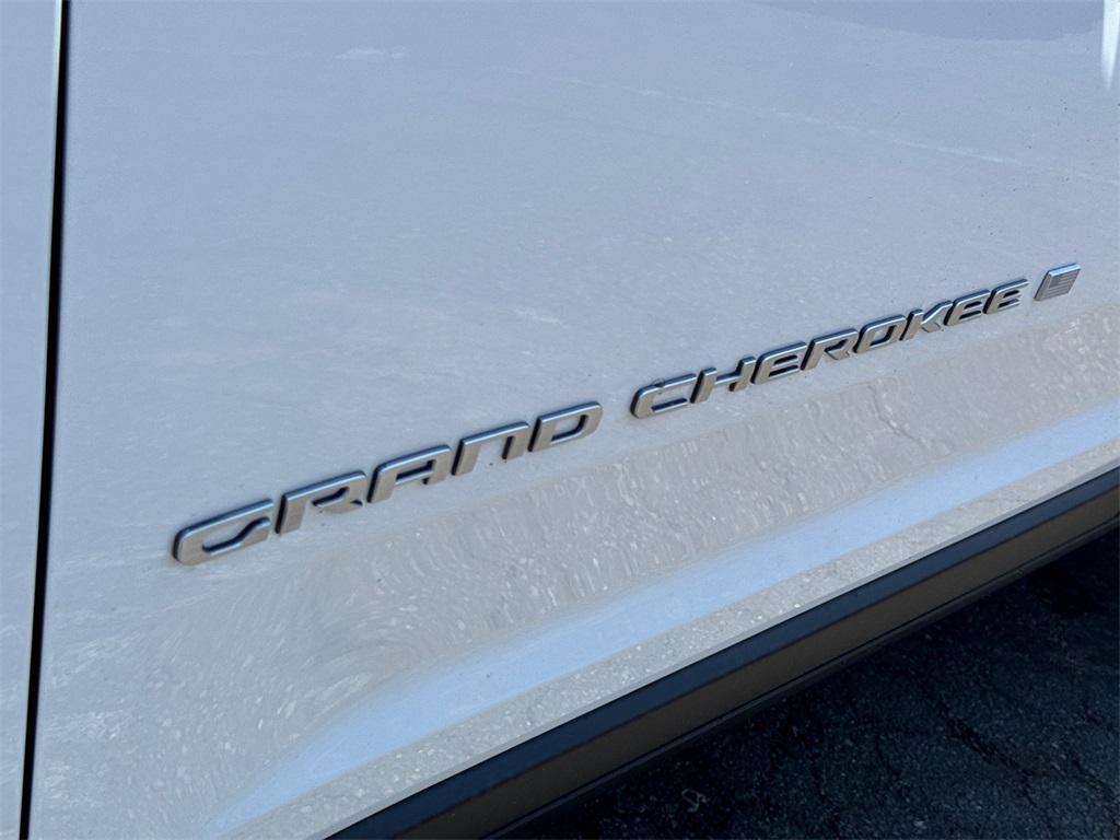 new 2025 Jeep Grand Cherokee L car, priced at $39,425