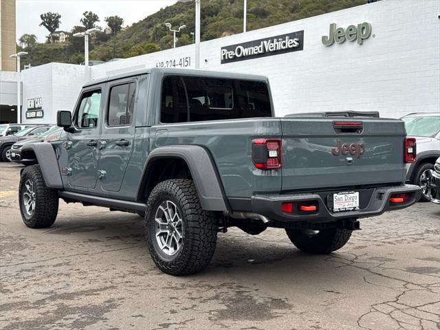 new 2025 Jeep Gladiator car, priced at $51,675