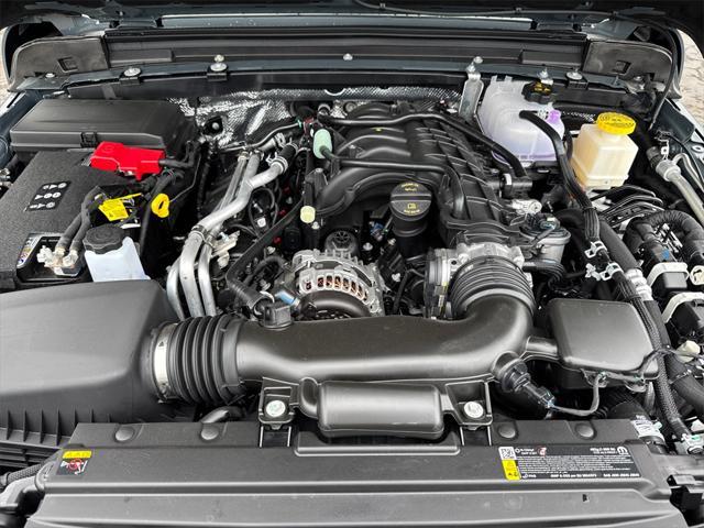new 2025 Jeep Gladiator car, priced at $51,675