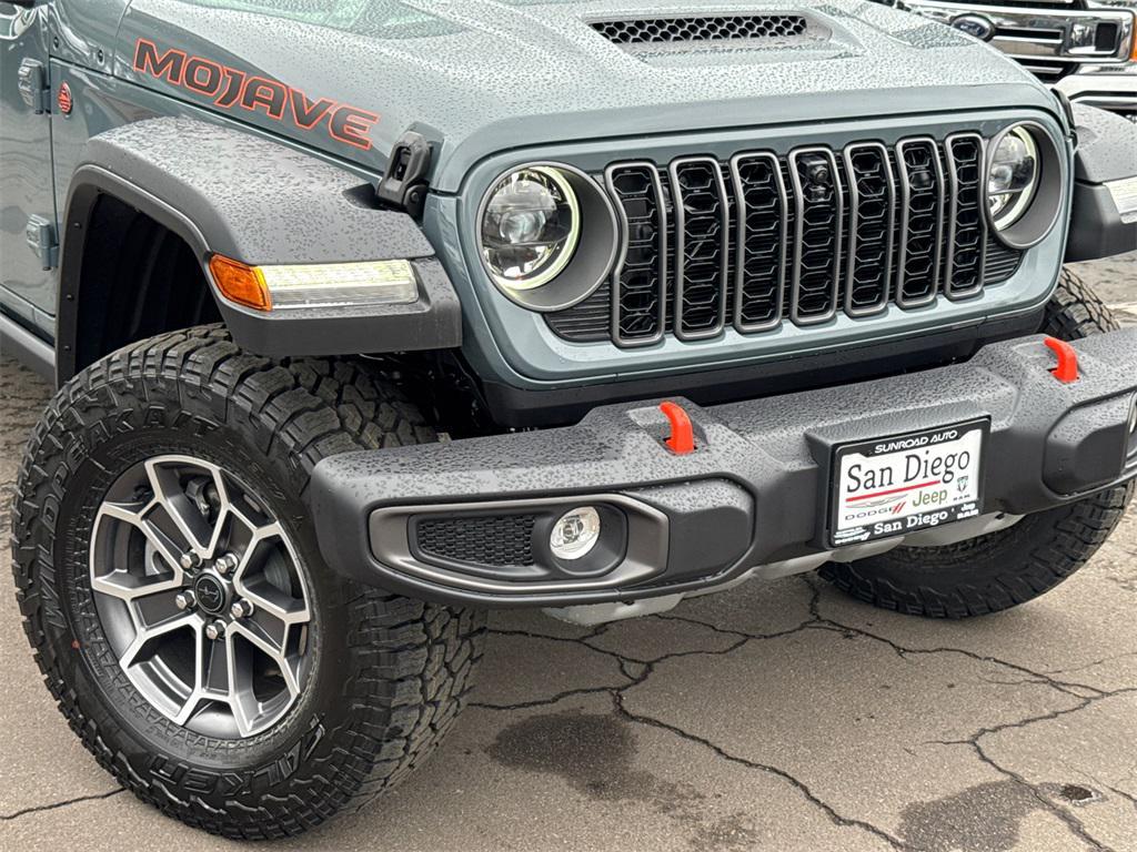 new 2025 Jeep Gladiator car, priced at $55,425