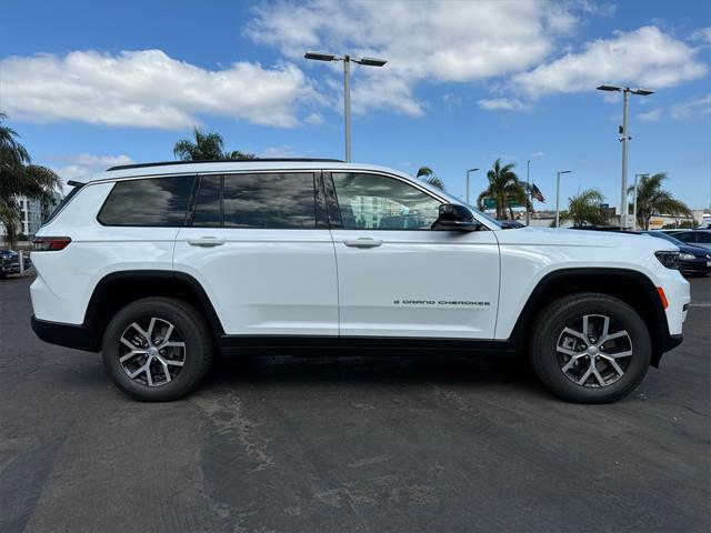 new 2025 Jeep Grand Cherokee L car, priced at $45,925