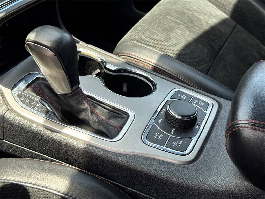 used 2017 Jeep Grand Cherokee car, priced at $21,669