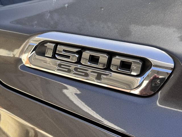 new 2025 Ram 1500 car, priced at $43,925