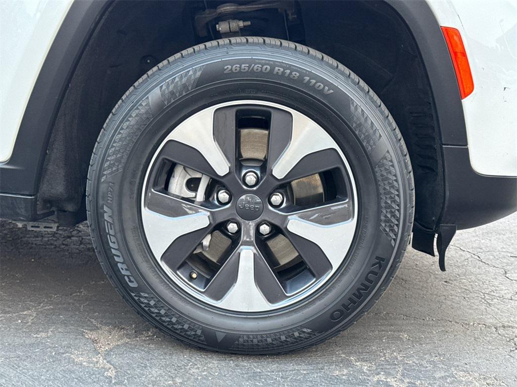 used 2024 Jeep Grand Cherokee 4xe car, priced at $26,888