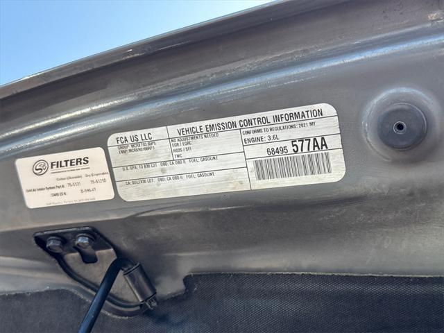 used 2021 Jeep Gladiator car, priced at $36,494