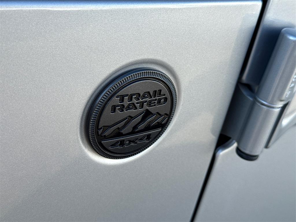used 2022 Jeep Wrangler Unlimited car, priced at $27,990