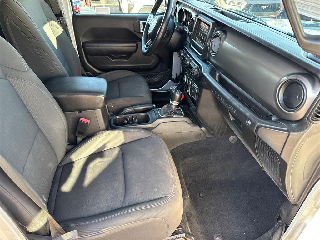 used 2022 Jeep Wrangler Unlimited car, priced at $27,990