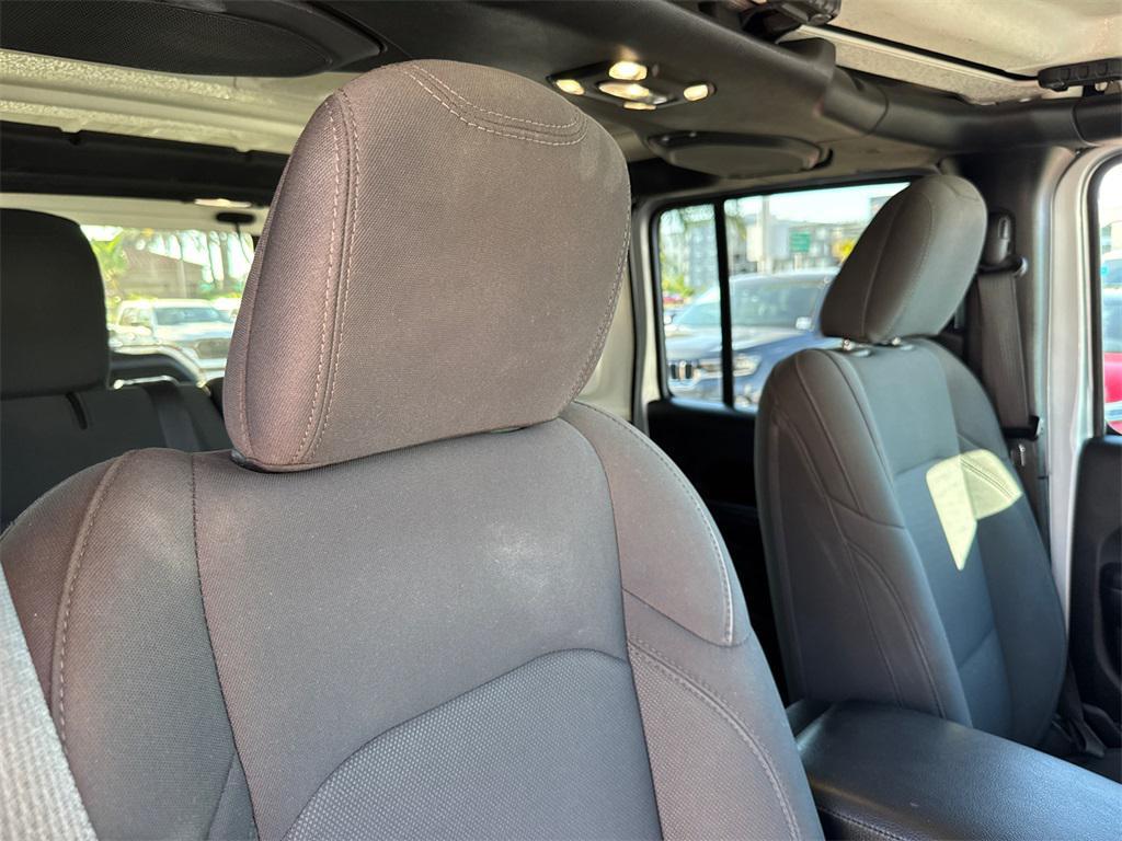 used 2022 Jeep Wrangler Unlimited car, priced at $27,990