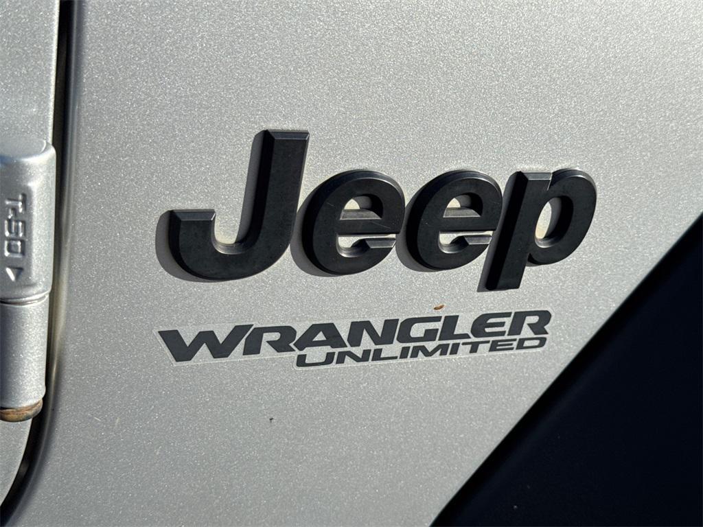 used 2022 Jeep Wrangler Unlimited car, priced at $27,990
