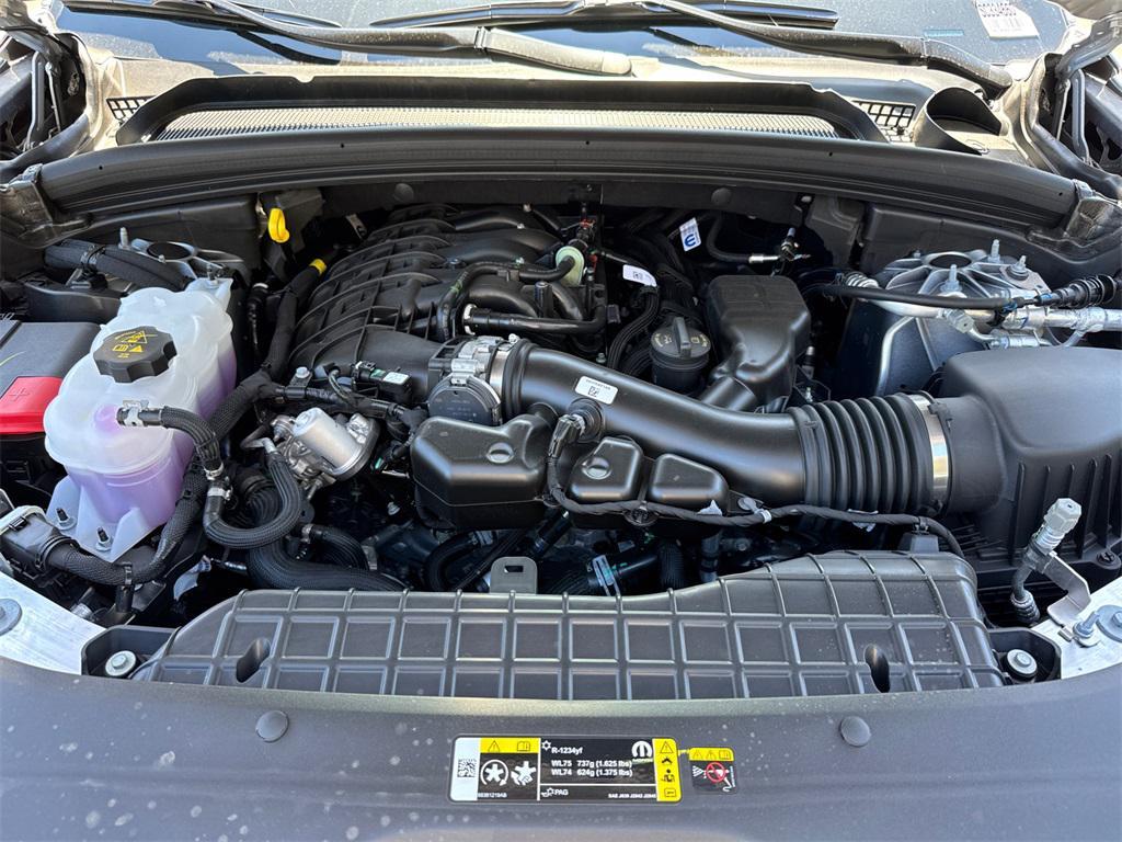 new 2025 Jeep Grand Cherokee car, priced at $44,175