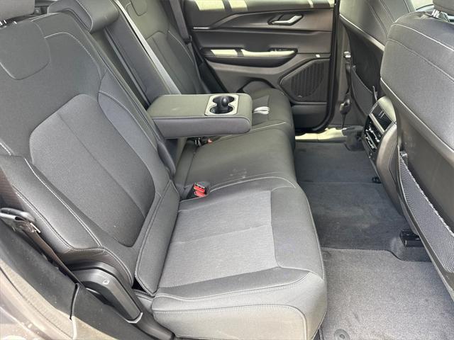 new 2025 Jeep Grand Cherokee car, priced at $37,725