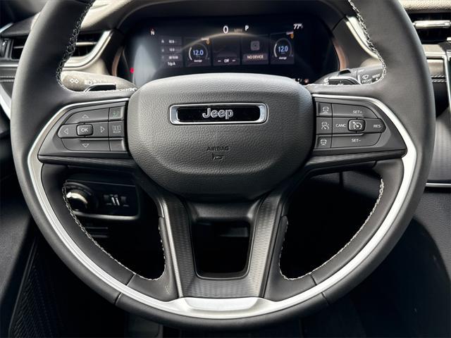 new 2025 Jeep Grand Cherokee car, priced at $37,725