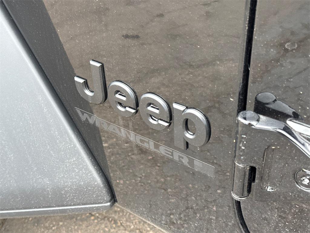new 2025 Jeep Wrangler car, priced at $50,425