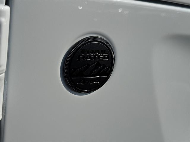 new 2025 Jeep Wrangler car, priced at $37,925