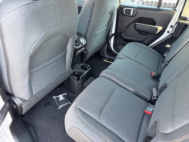 new 2025 Jeep Wrangler car, priced at $37,925
