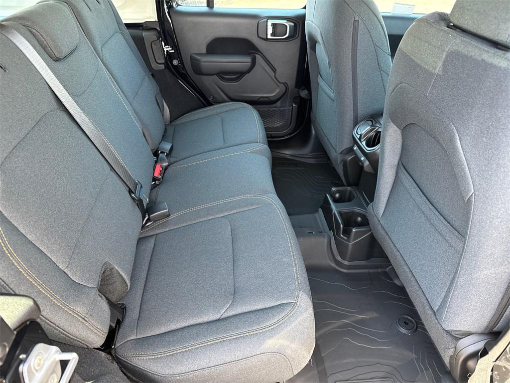 new 2025 Jeep Wrangler car, priced at $41,425
