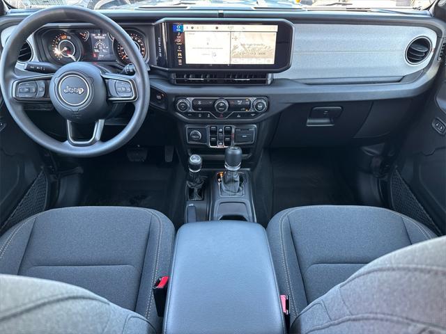new 2025 Jeep Wrangler car, priced at $40,625