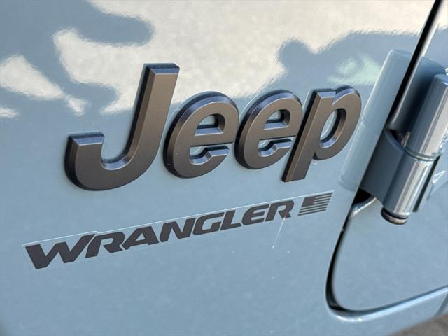 new 2025 Jeep Wrangler car, priced at $34,925