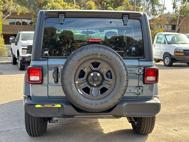 new 2025 Jeep Wrangler car, priced at $34,925