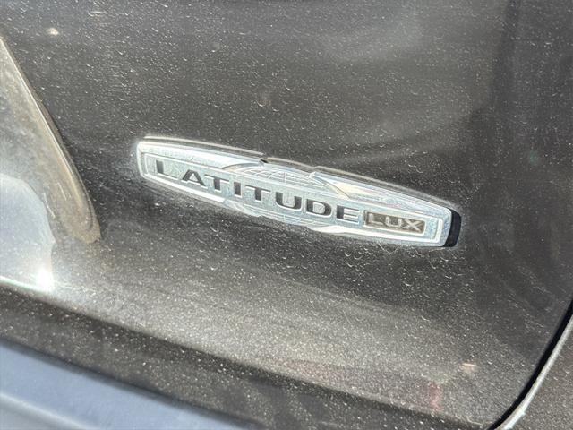 used 2021 Jeep Cherokee car, priced at $21,989