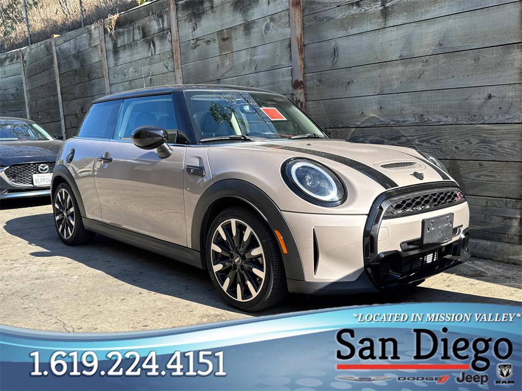 used 2024 MINI Hardtop car, priced at $25,857
