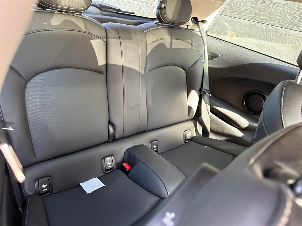 used 2024 MINI Hardtop car, priced at $25,857
