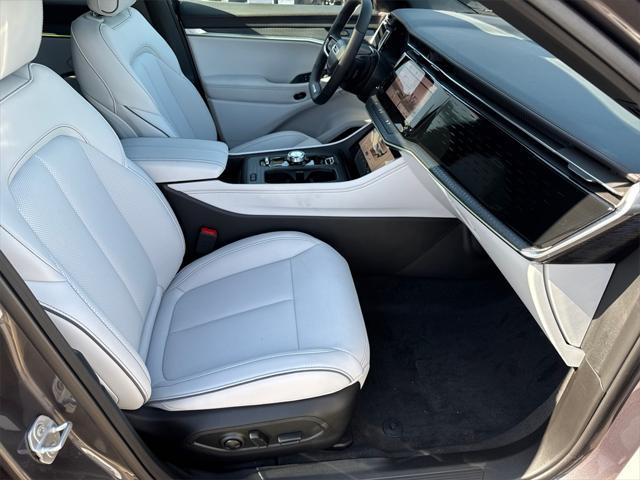 new 2025 Jeep Wagoneer S car, priced at $51,925