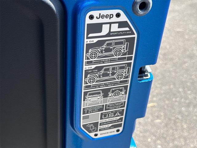 new 2025 Jeep Wrangler car, priced at $55,725