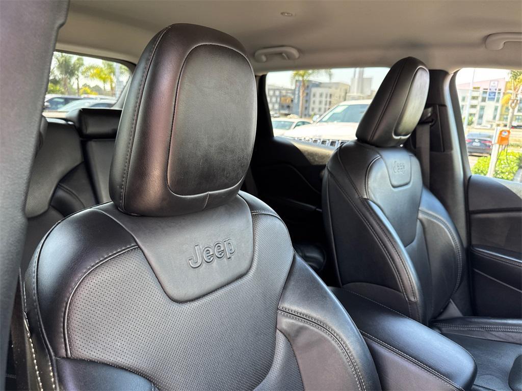 used 2023 Jeep Cherokee car, priced at $22,633