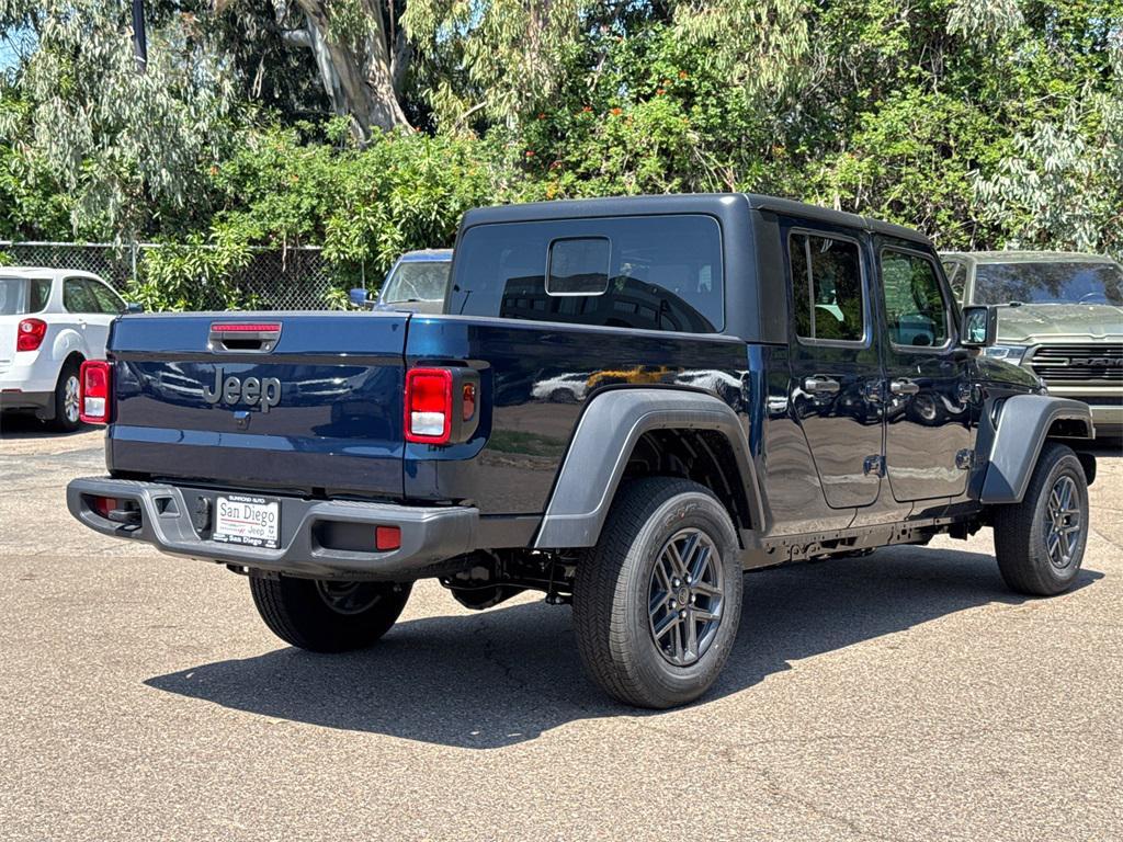 new 2025 Jeep Gladiator car, priced at $43,675