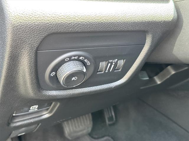 used 2023 Jeep Grand Cherokee car, priced at $32,777