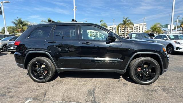 used 2018 Jeep Grand Cherokee car, priced at $17,990