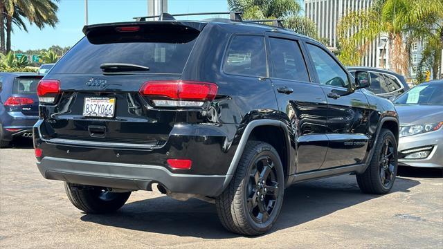 used 2018 Jeep Grand Cherokee car, priced at $17,990