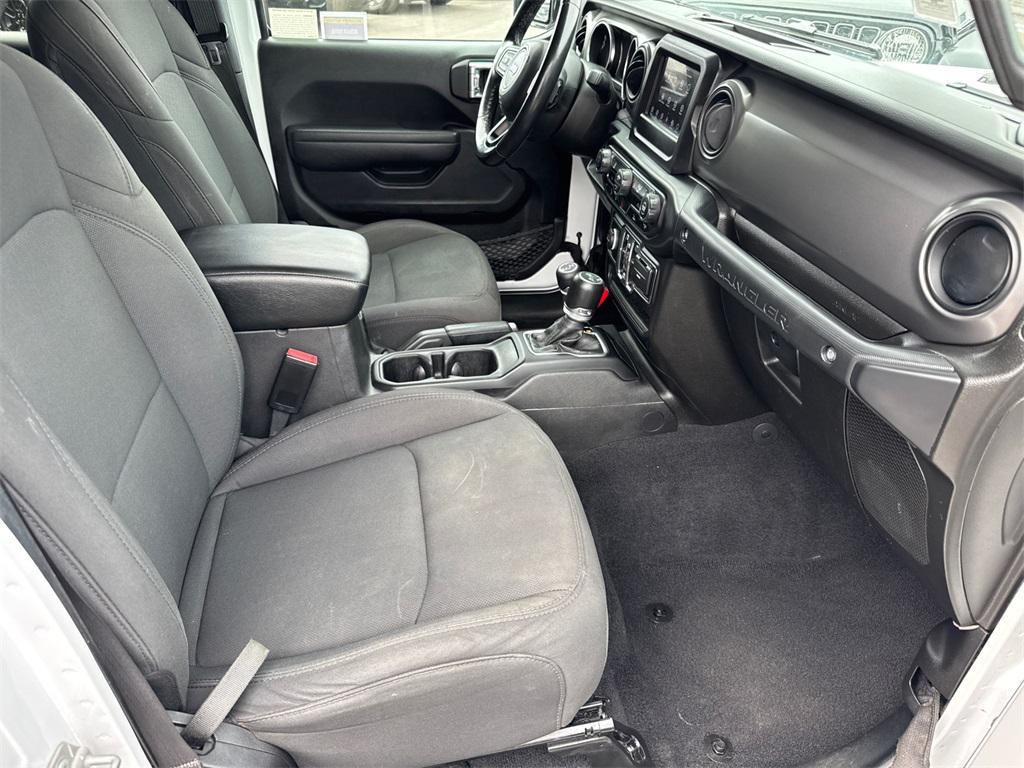 used 2022 Jeep Wrangler Unlimited car, priced at $27,731