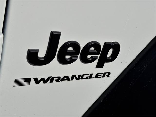 new 2025 Jeep Wrangler car, priced at $39,425