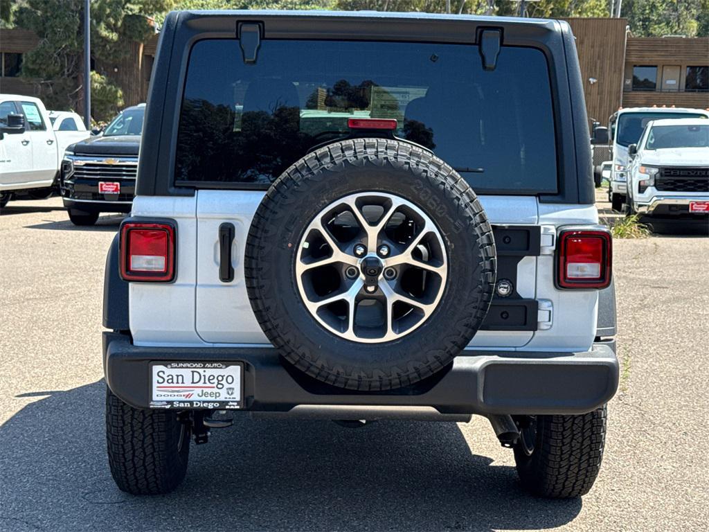 new 2025 Jeep Wrangler car, priced at $48,925